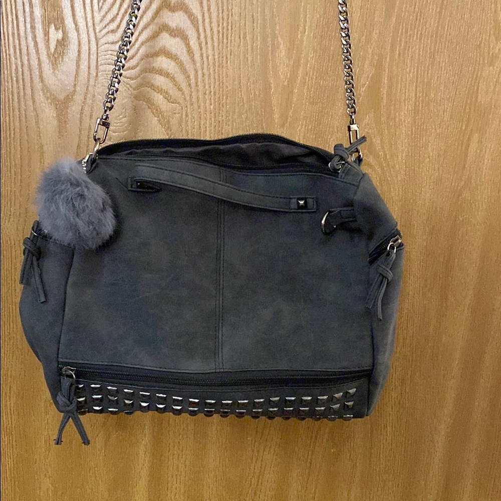 Stylish Gray Women's Bag with Chain Strap